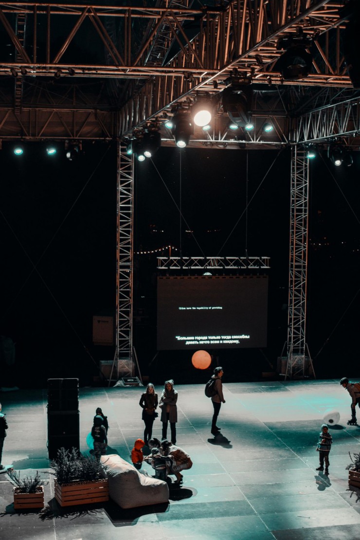 Toby Watson: From the world of finance to supporting the musical Level Up!‘ Teaser